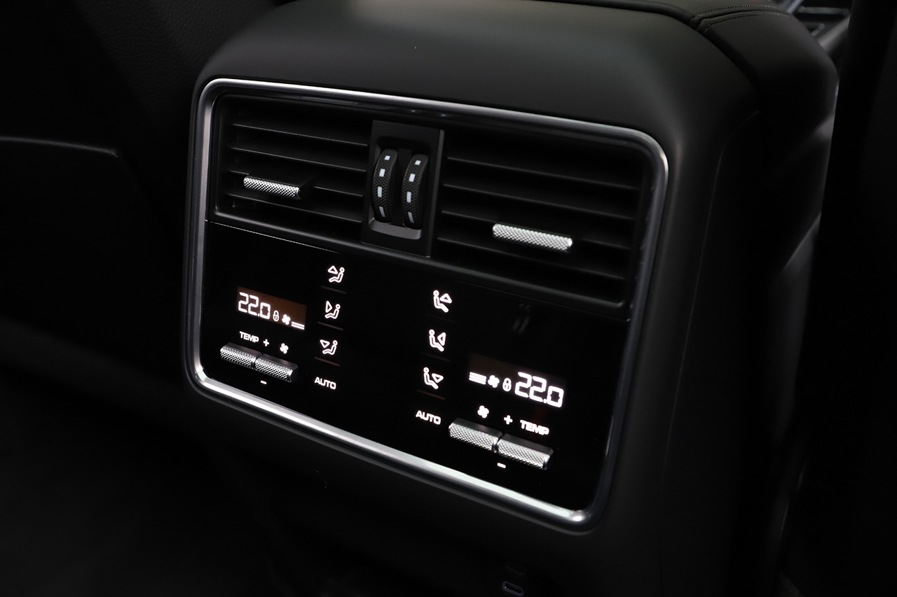 2022 Porsche カイエンクーペ null