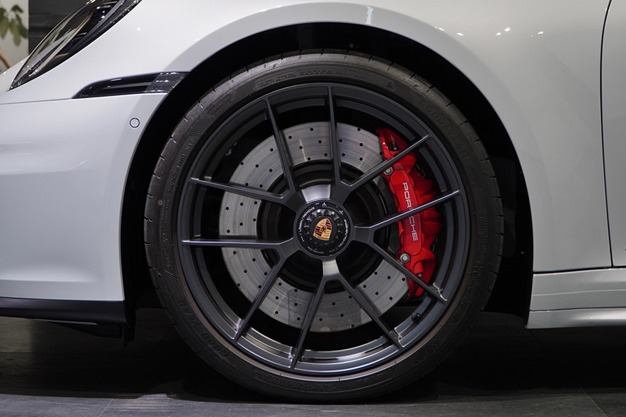 2025 Porsche 911 null