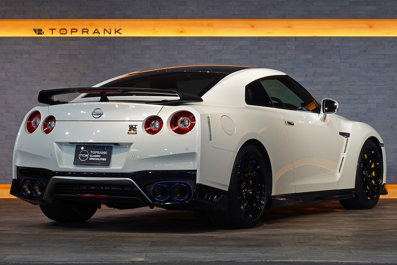 2022 Nissan GT-R R35 GT-R Track edition engineered by NISMO T-Spec, Optional Carbon Back Recaro Seats, NCCB