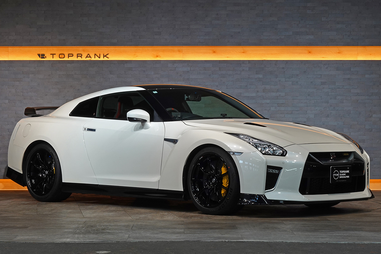2022 Nissan GT-R R35 GT-R Track edition engineered by NISMO T-Spec, Optional Carbon Back Recaro Seats, NCCB