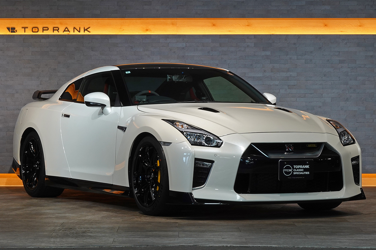 2022 Nissan GT-R R35 GT-R Track edition engineered by NISMO T-Spec, Optional Carbon Back Recaro Seats, NCCB