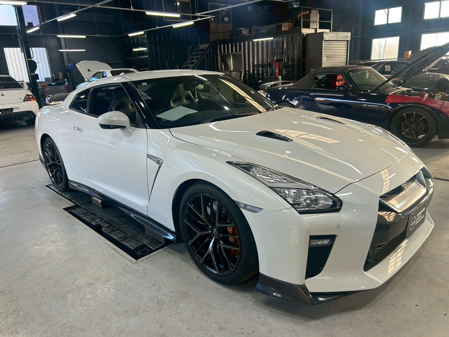 2019 Nissan GT-R FUTURE INVENTORY, R35 GT-R Pure Edition