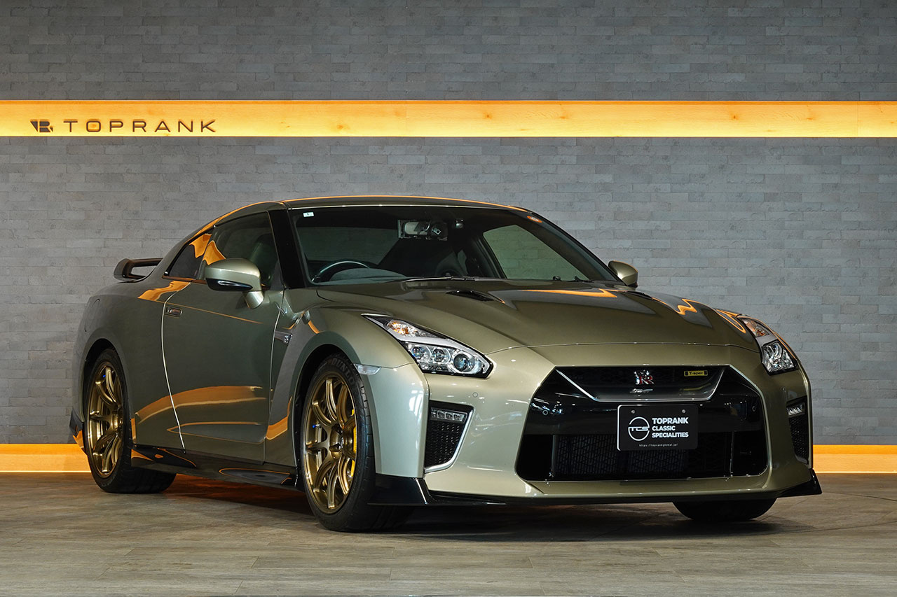 2022 Nissan GT-R R35 GT-R Premium Edition T-Spec, Limited to 100 Units, Special Exterior Color -Millenium Jade-