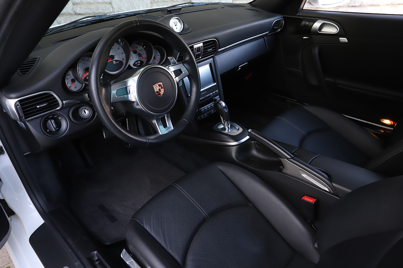 2011 Porsche 911 null