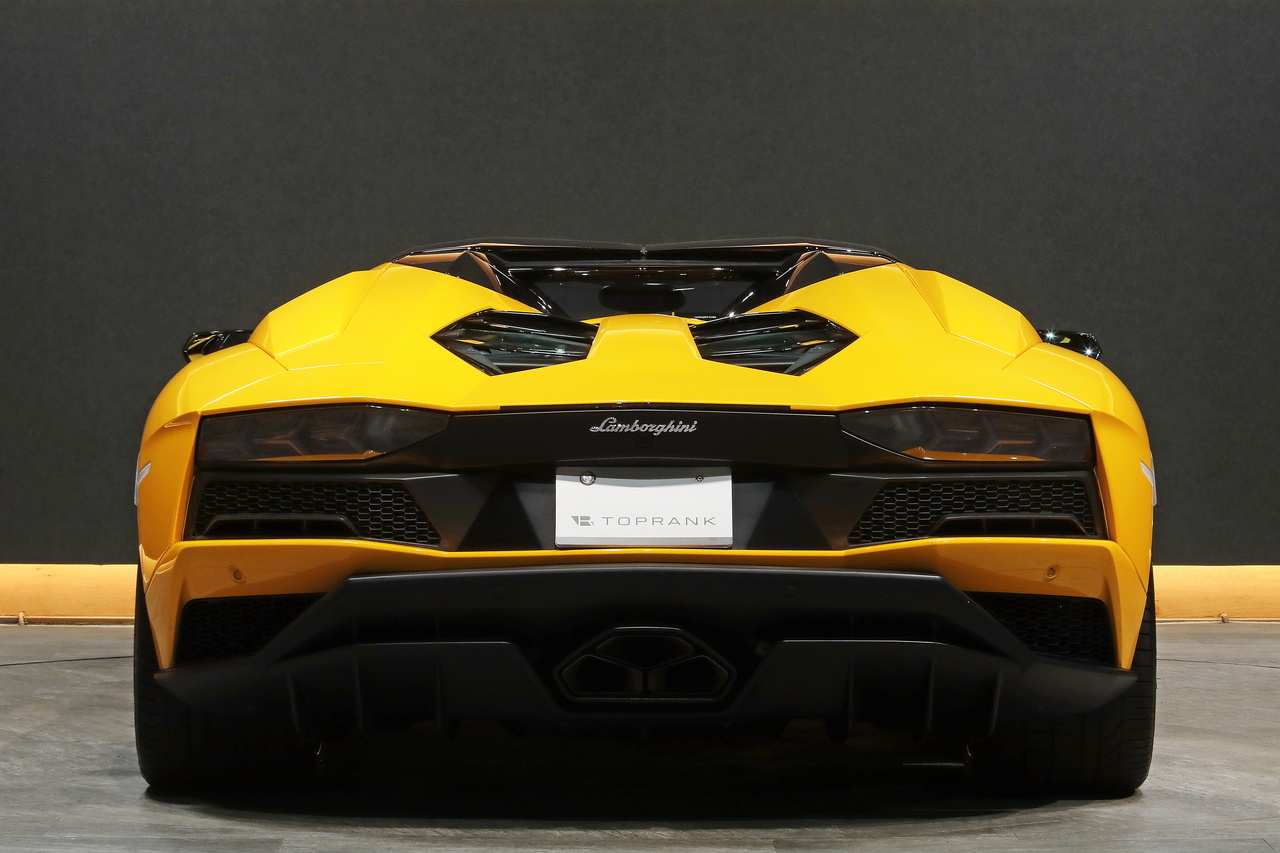 2018 Lamborghini AVENTADOR null