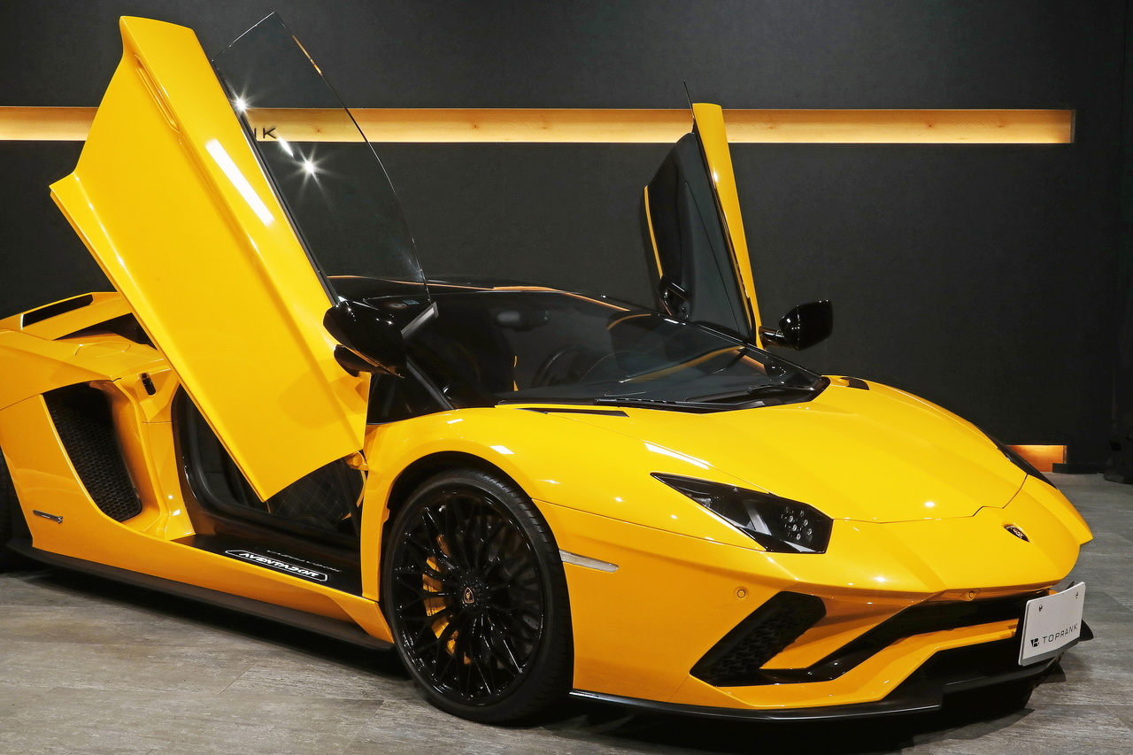 2018 Lamborghini AVENTADOR null