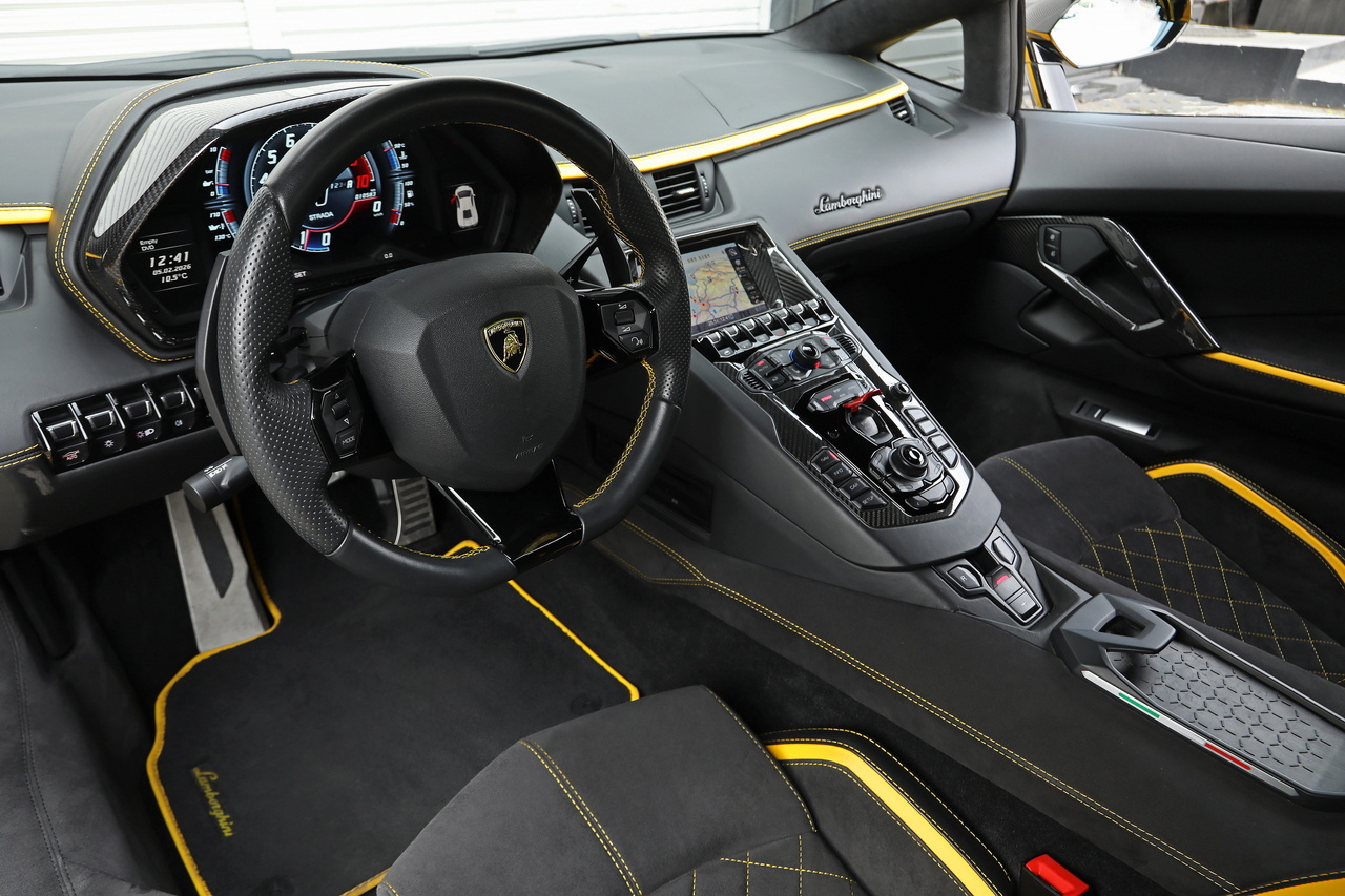 2018 Lamborghini AVENTADOR null