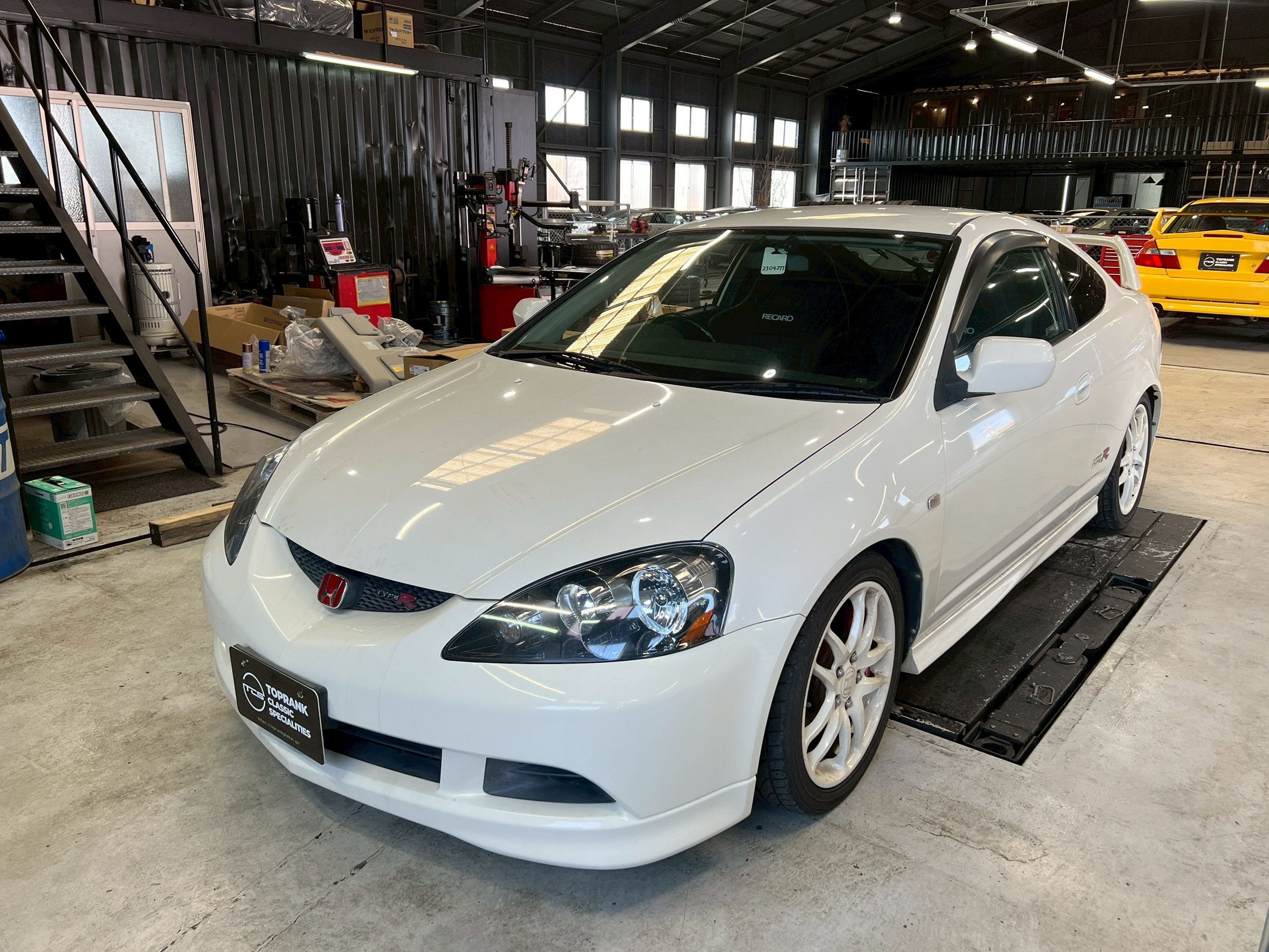 2005 Honda INTEGRA TYPE R Future Inventory DC5 Integra Type R