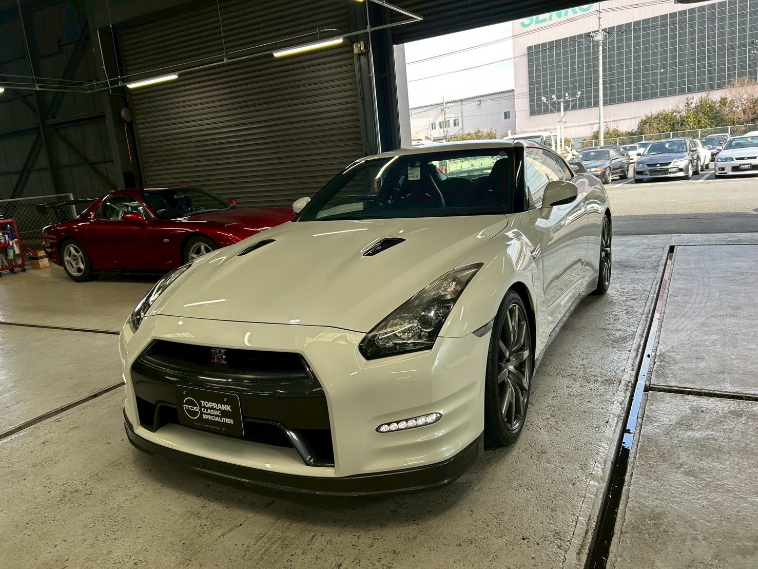 2010 Nissan GT-R FUTURE INVENTORY,R35 GT-R Pure Edition