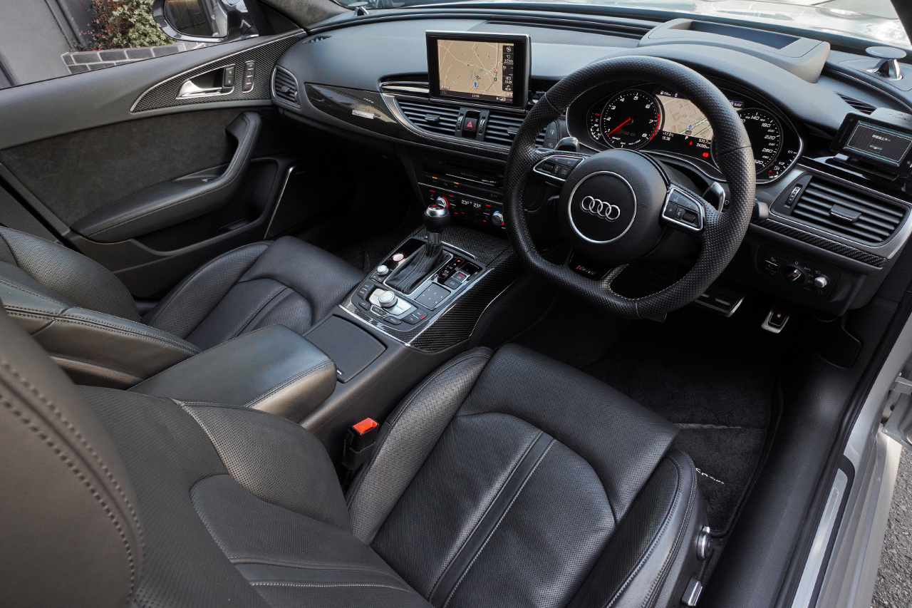 2016 Audi RS6 AVANT null