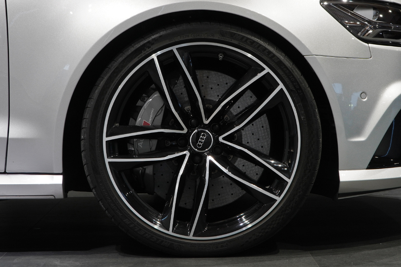 2016 Audi RS6 AVANT null