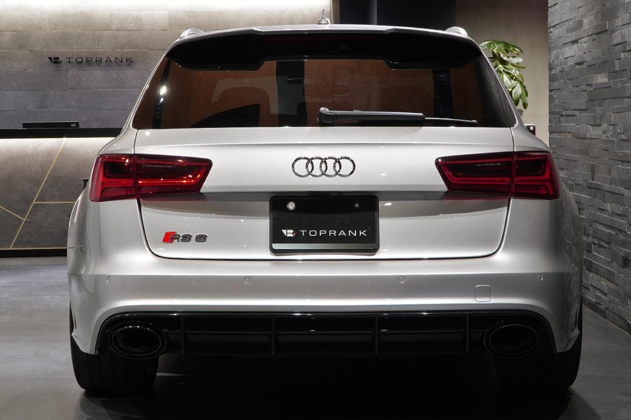2016 Audi RS6 AVANT null