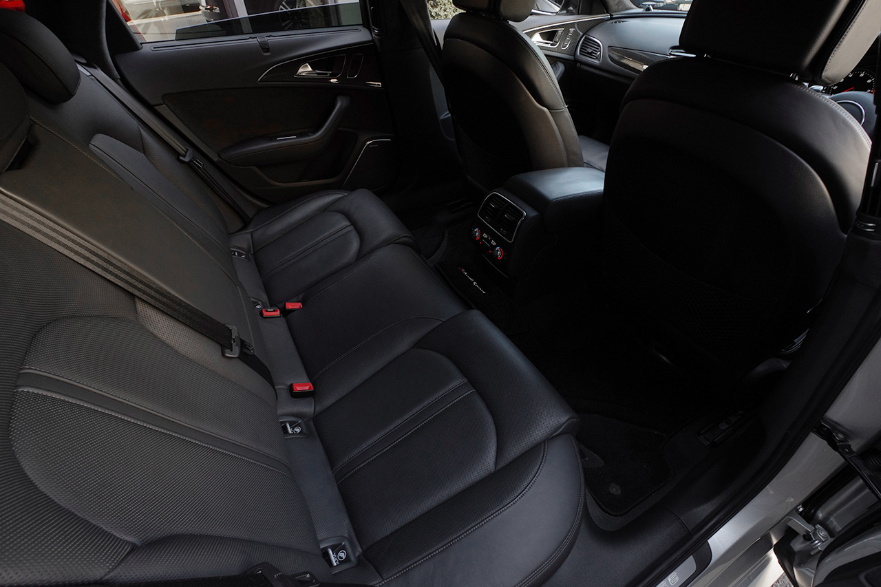 2016 Audi RS6 AVANT null