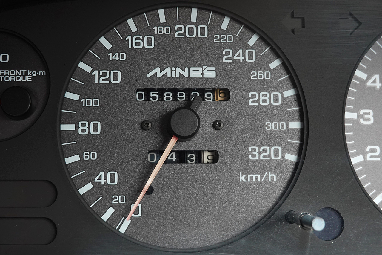 1990 Nissan SKYLINE GT-R BNR32 R32 Skyline GT-R, NISMO Seat Covers, N1 Style Headlights, NISMO Old Logo Tower Bar