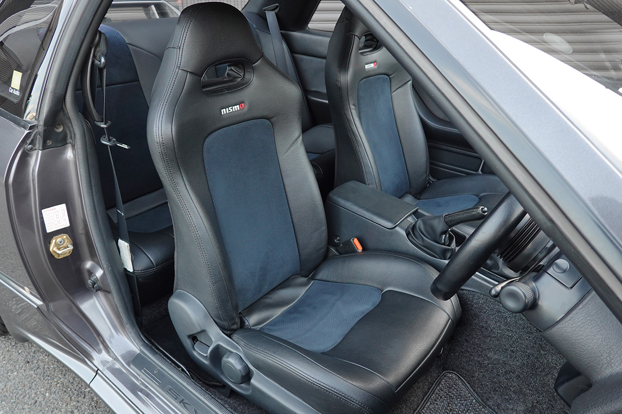 1990 Nissan SKYLINE GT-R BNR32 R32 Skyline GT-R, NISMO Seat Covers, N1 Style Headlights, NISMO Old Logo Tower Bar