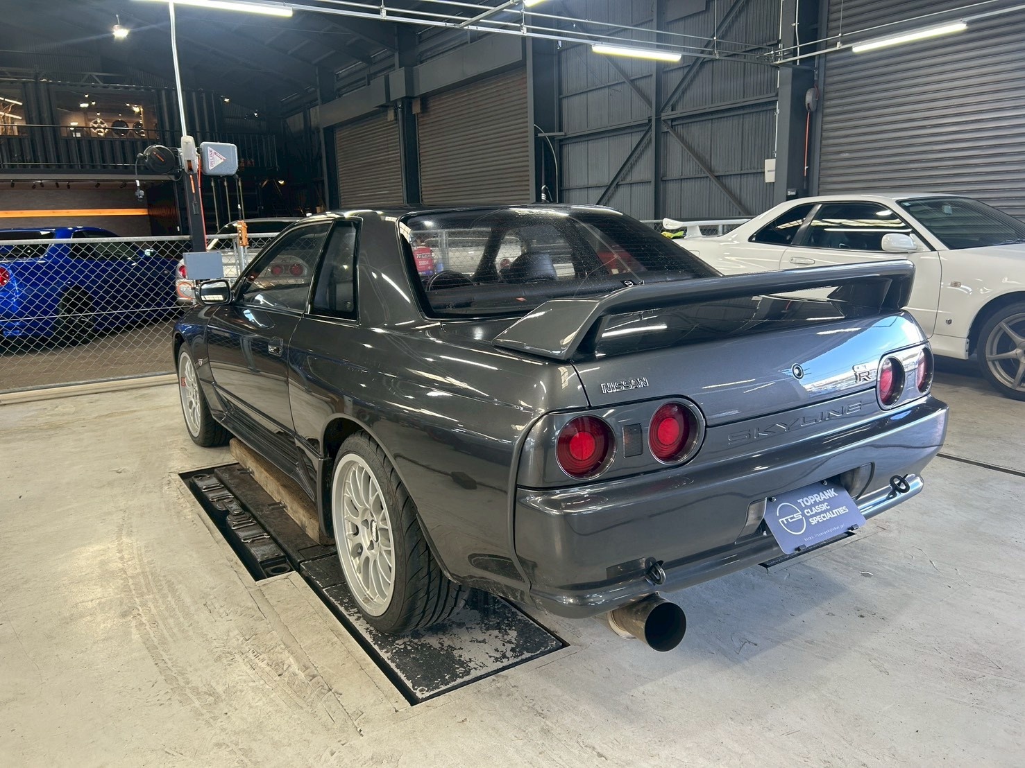 1990 Nissan SKYLINE GT-R FUTURE INVENTORY BNR32 R32 GT-R