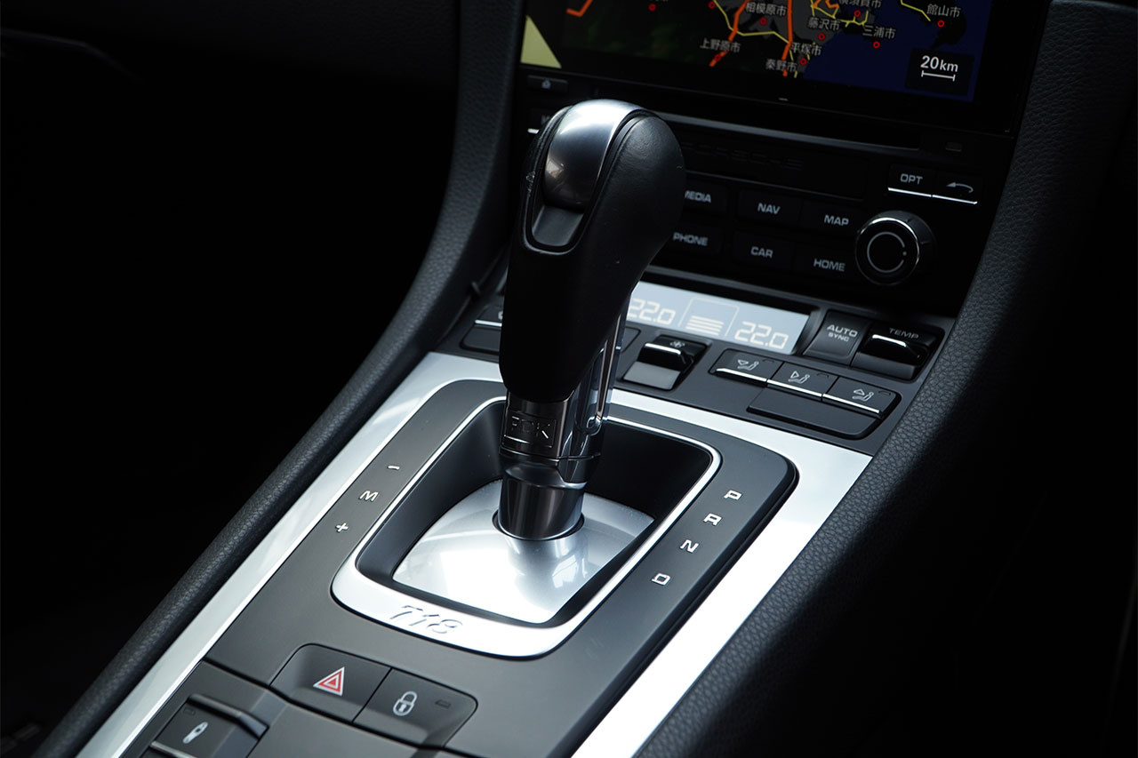 2018 Porsche 718 CAYMAN null