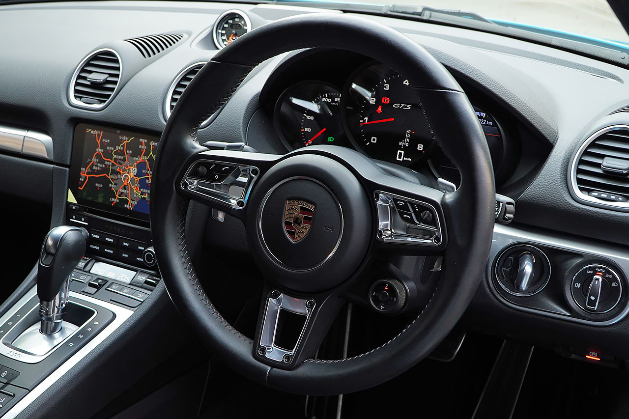 2018 Porsche 718 CAYMAN null