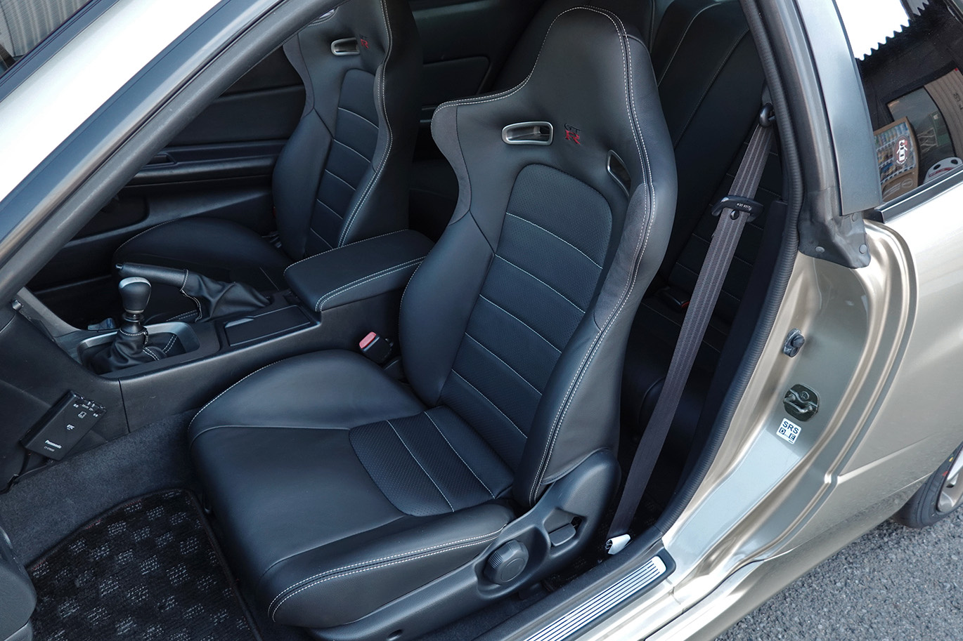 2002 Nissan SKYLINE GT-R BNR34 R34 Skyline GT-R M-Spec, TOPRANK Chassis Refresh Vehicle, Interior Refresh By Robson Leather