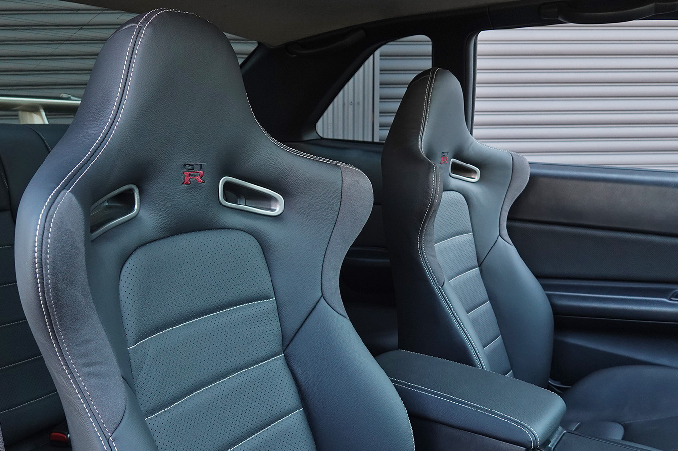 2002 Nissan SKYLINE GT-R BNR34 R34 Skyline GT-R M-Spec, TOPRANK Chassis Refresh Vehicle, Interior Refresh By Robson Leather