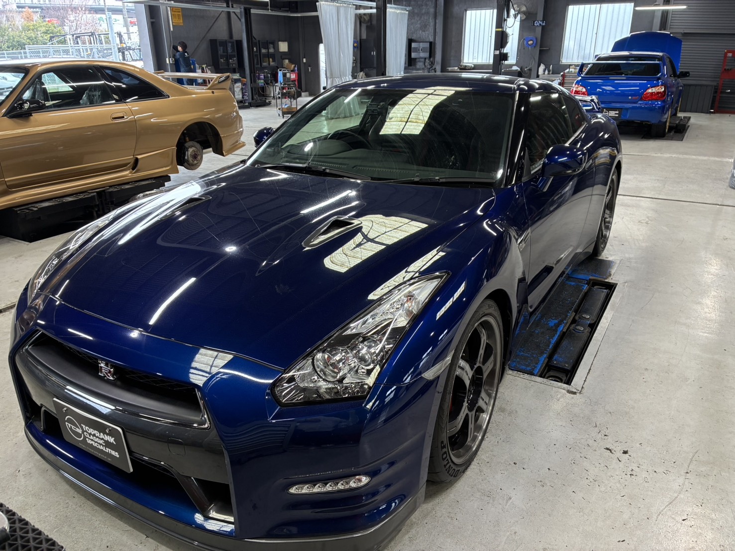 2013 Nissan GT-R FUTURE INVENTORY, R35 GT-R, MY13, Black Edition