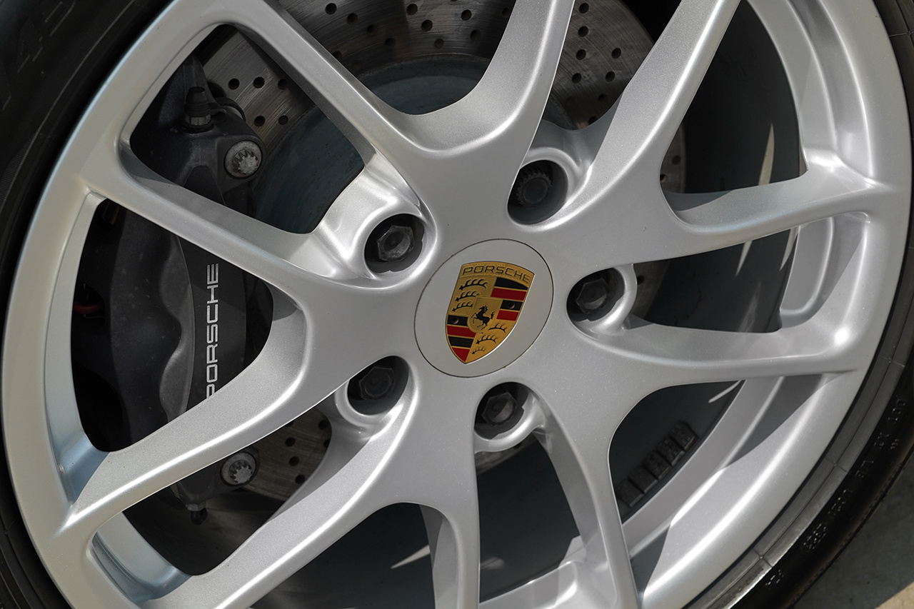 2017 Porsche 718 CAYMAN 