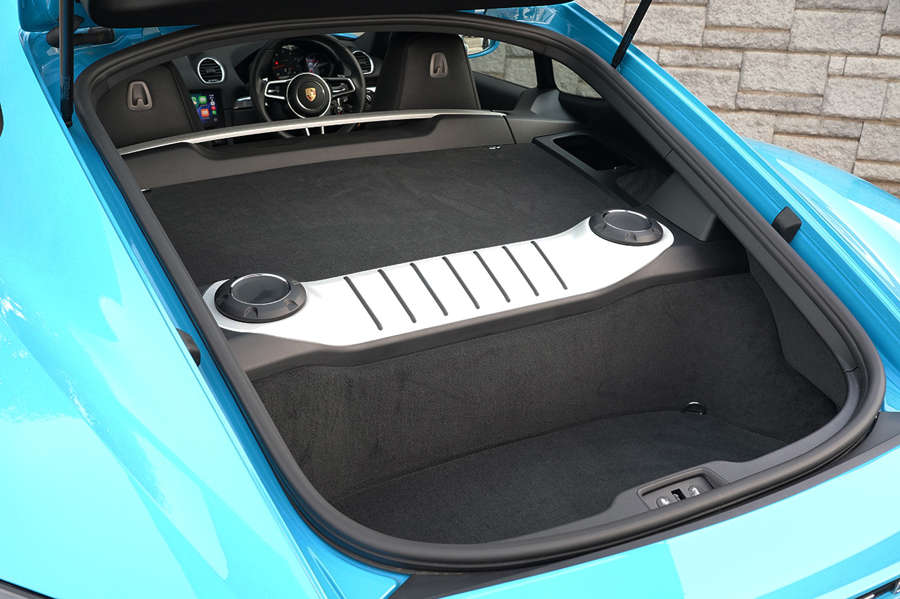 2017 Porsche 718 CAYMAN 