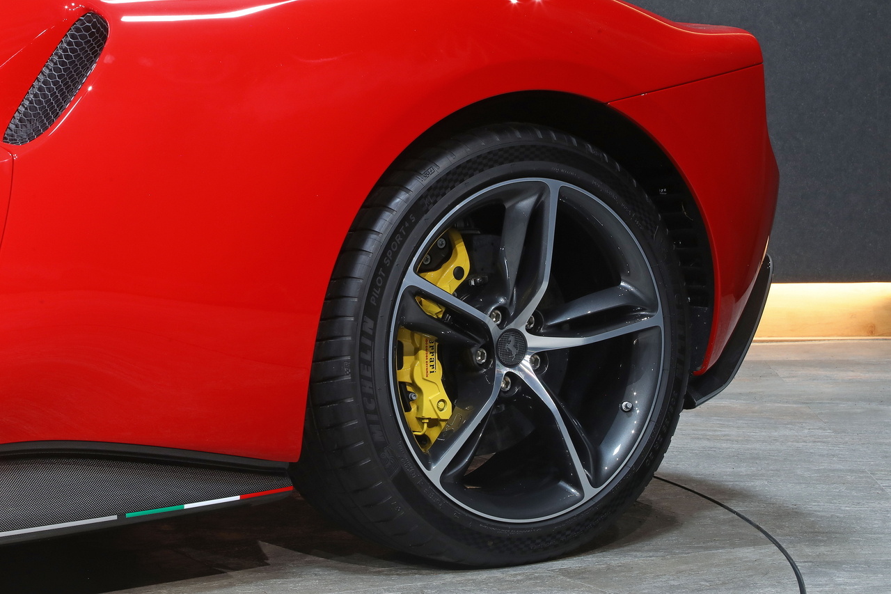 2024 Ferrari 296GTS null