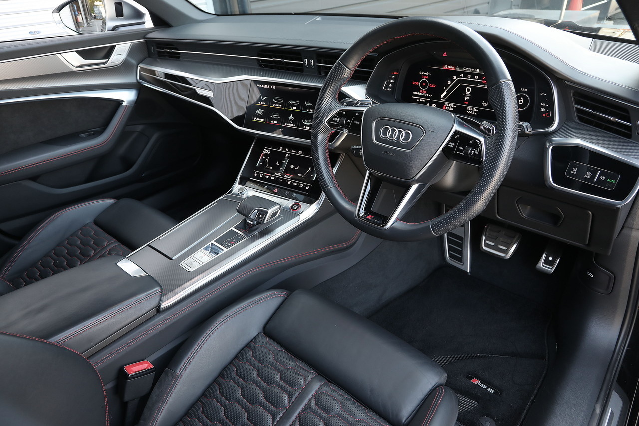 2021 Audi RS6 AVANT null