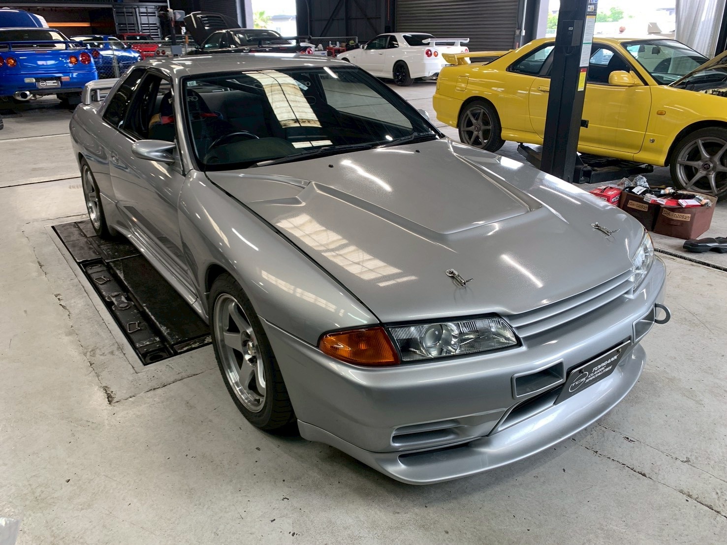 1991 Nissan SKYLINE GT-R UPCOMING INVENTORY BNR32 R32 GTR
