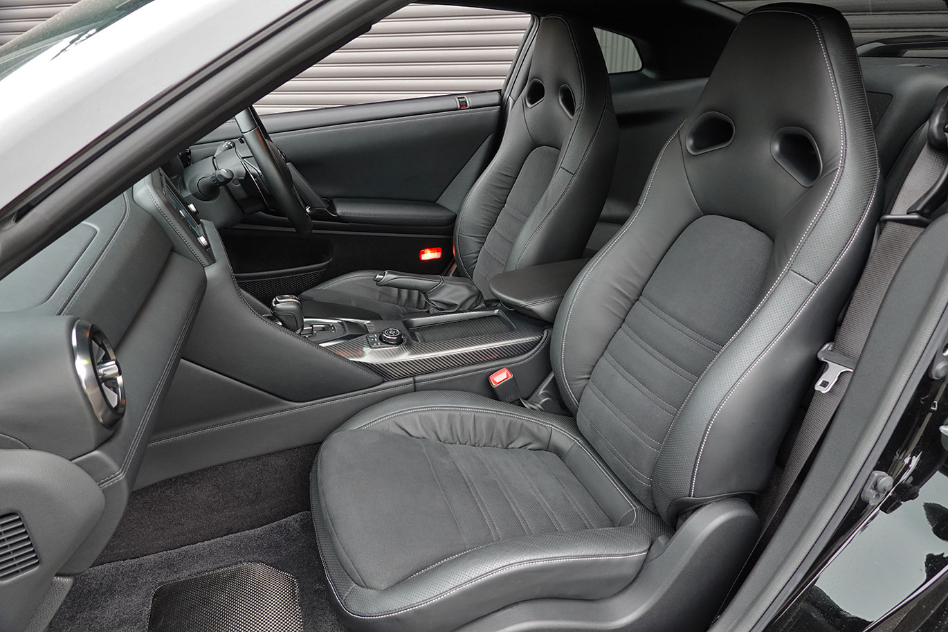 2018 Nissan GT-R R35 GT-R Pure Edition, MY18, Metor Flake Black Pearl, Apple Car Play, NISMO Sports Resetting