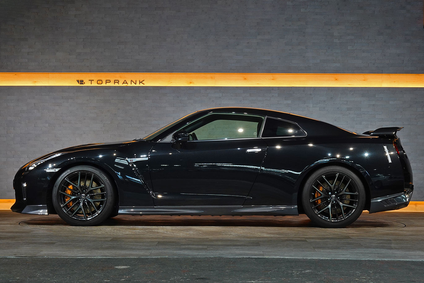 2018 Nissan GT-R R35 GT-R Pure Edition, MY18, Metor Flake Black Pearl, Apple Car Play, NISMO Sports Resetting