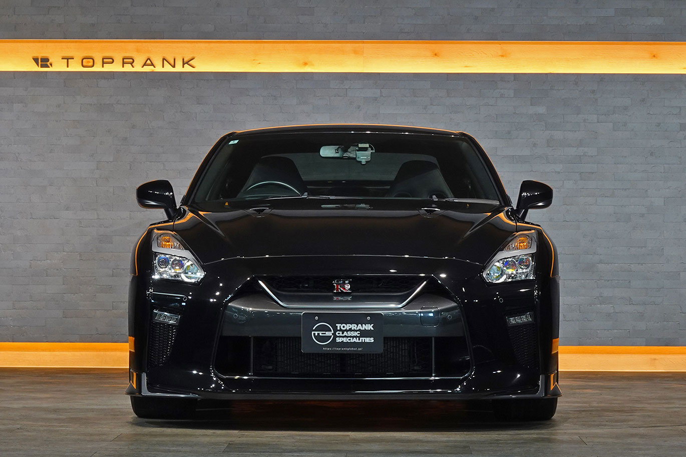 2018 Nissan GT-R R35 GT-R Pure Edition, MY18, Metor Flake Black Pearl, Apple Car Play, NISMO Sports Resetting