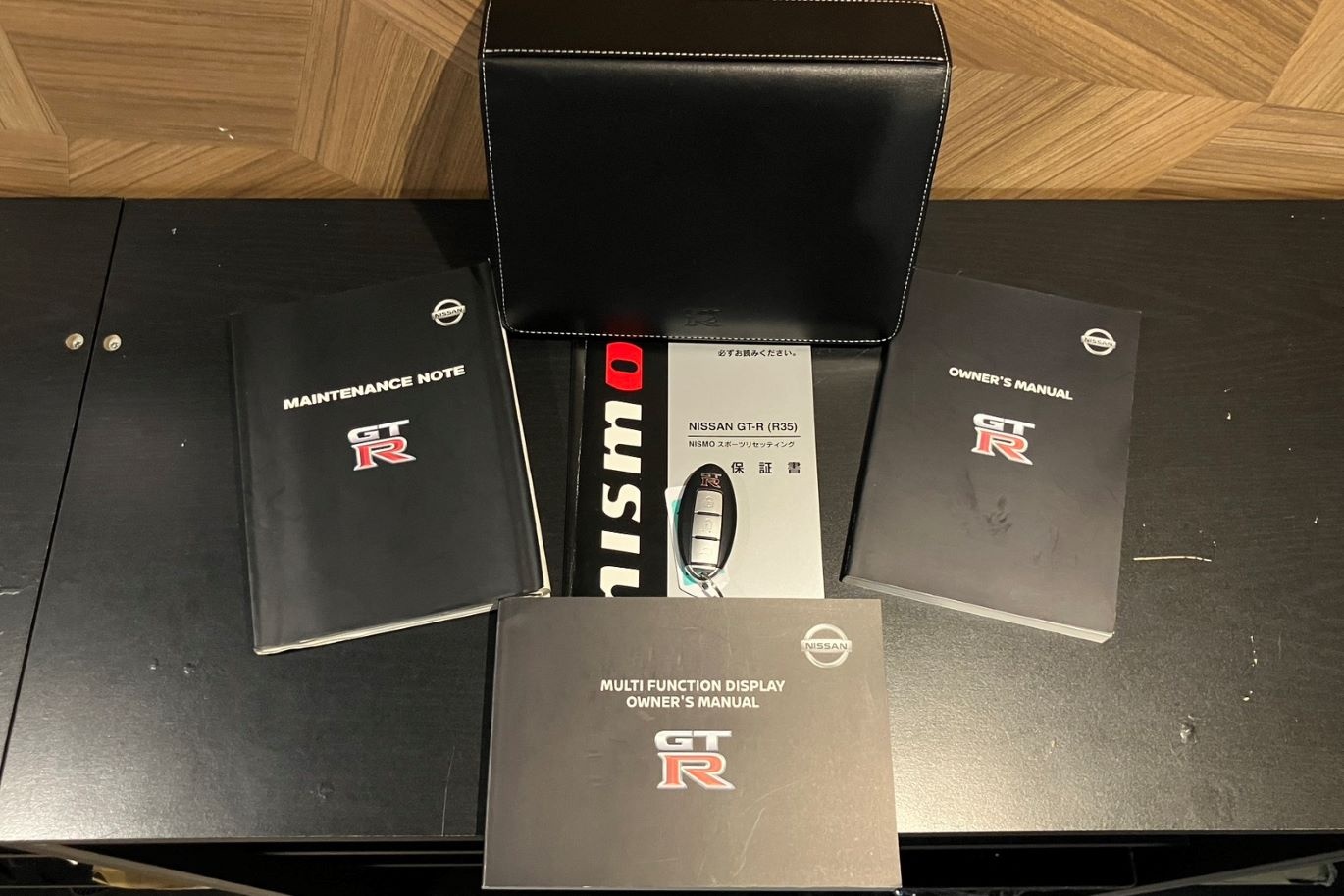 2018 Nissan GT-R R35 GT-R Pure Edition, MY18, Metor Flake Black Pearl, Apple Car Play, NISMO Sports Resetting