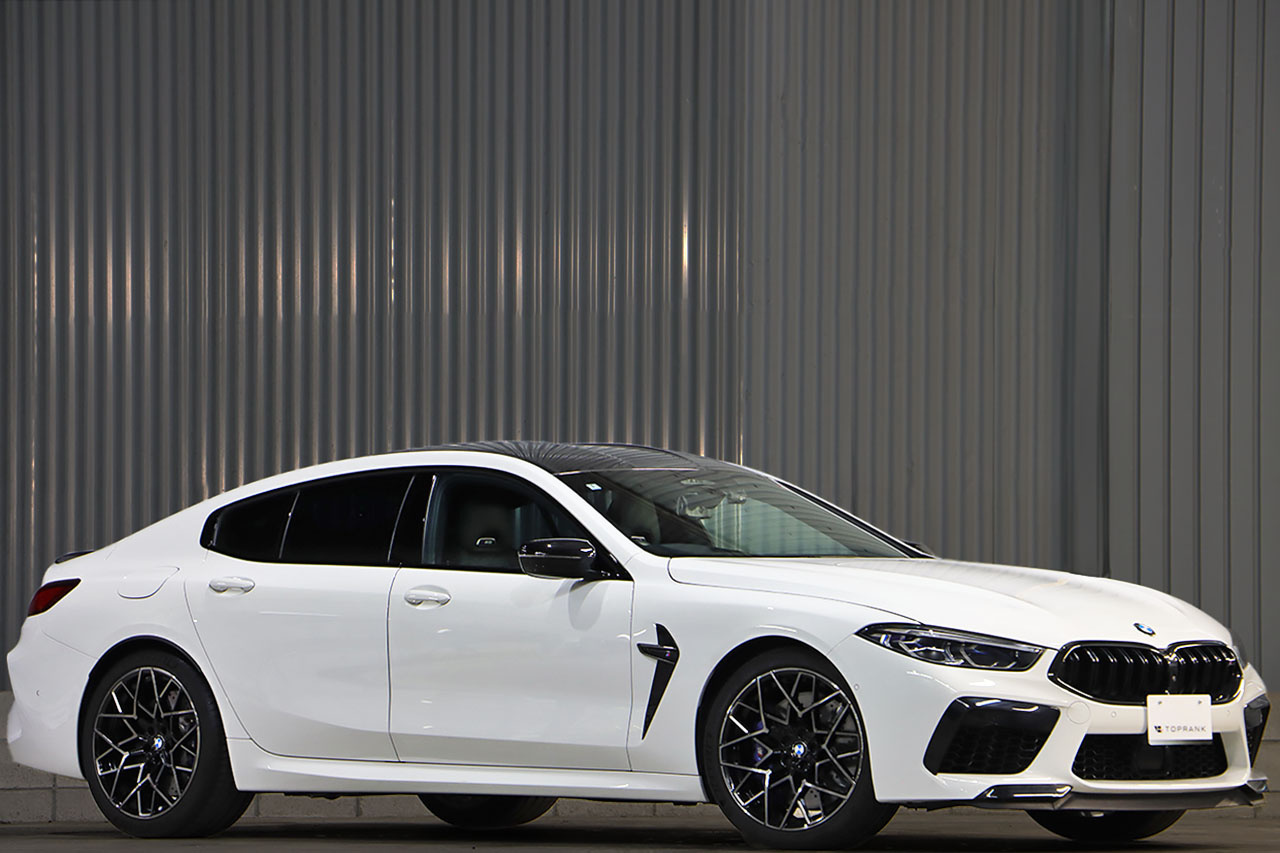 2021 BMW M8 null