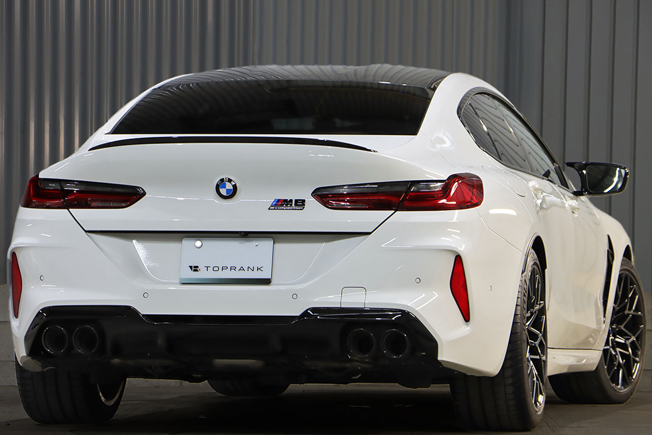 2021 BMW M8 null