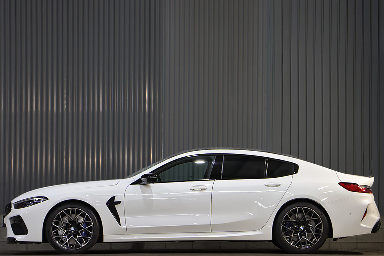 2021 BMW M8 null