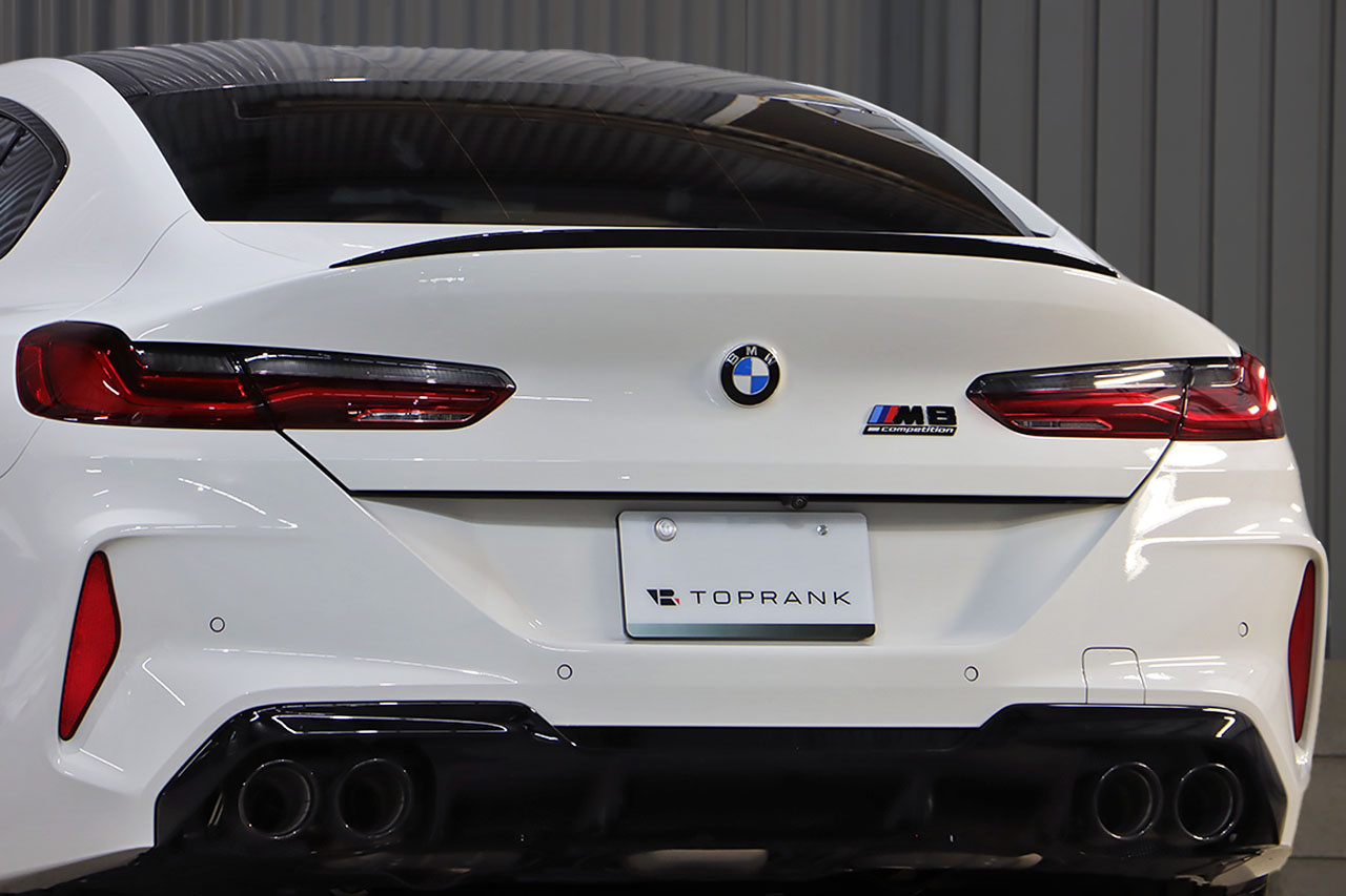 2021 BMW M8 null