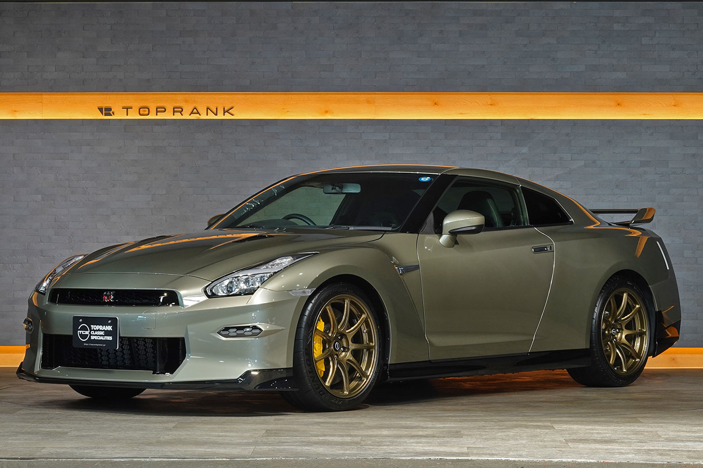 2025 Nissan GT-R R35 GT-R Premium Edition T-Spec, ULTRA LOW MILEAGE, ONE OWNER, FACTORY PLASTICS