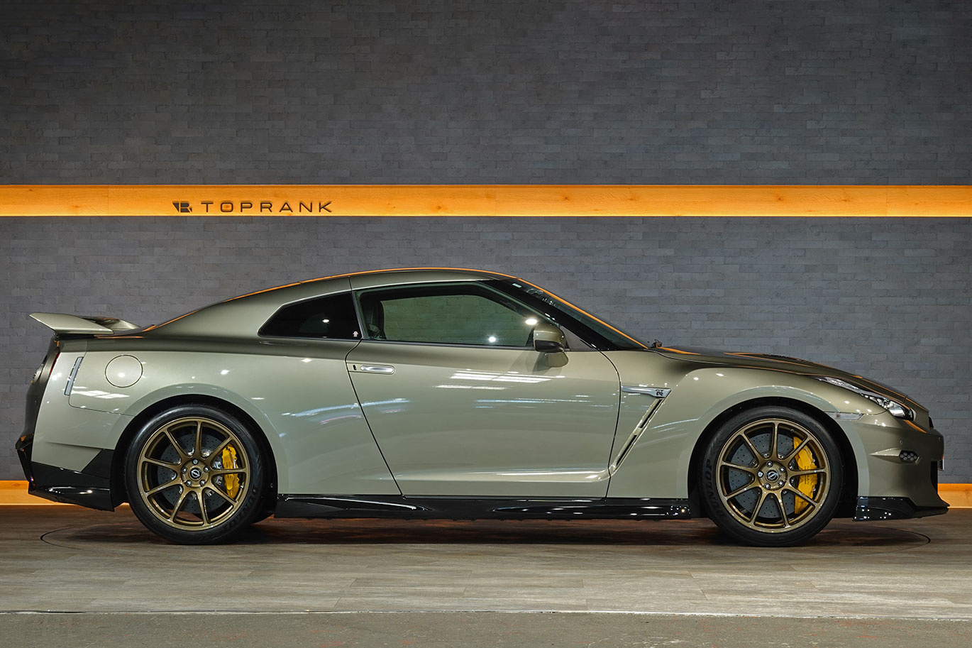 2025 Nissan GT-R R35 GT-R Premium Edition T-Spec, ULTRA LOW MILEAGE, ONE OWNER, FACTORY PLASTICS