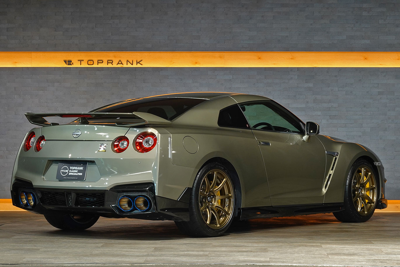 2025 Nissan GT-R R35 GT-R Premium Edition T-Spec, ULTRA LOW MILEAGE, ONE OWNER, FACTORY PLASTICS