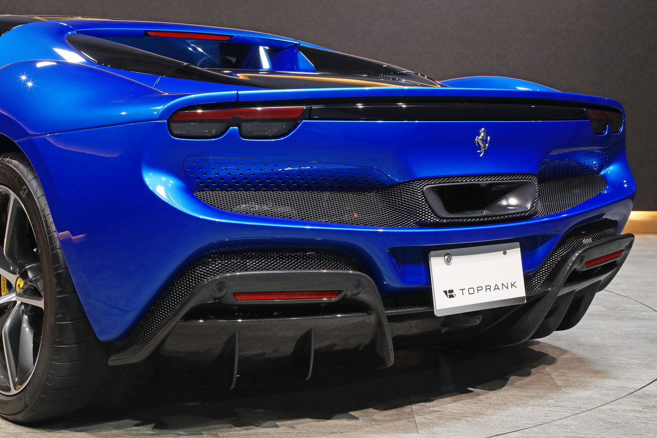 2024 Ferrari 296GTS null