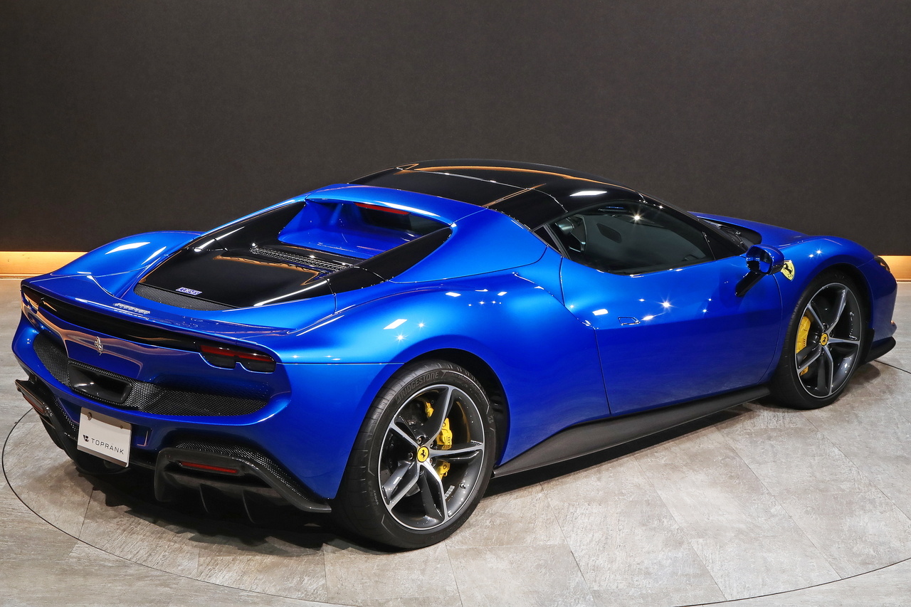 2024 Ferrari 296GTS null