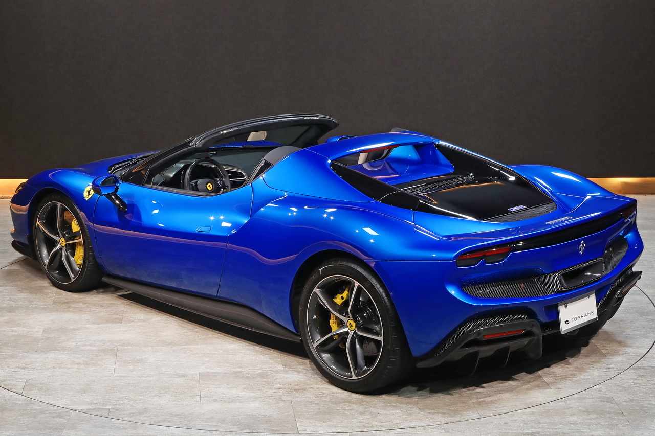 2024 Ferrari 296GTS null