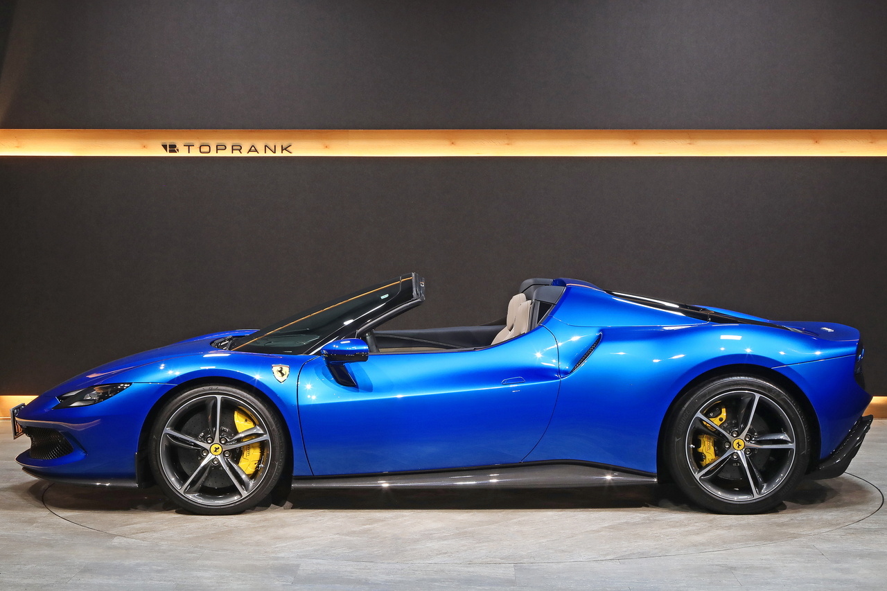 2024 Ferrari 296GTS null