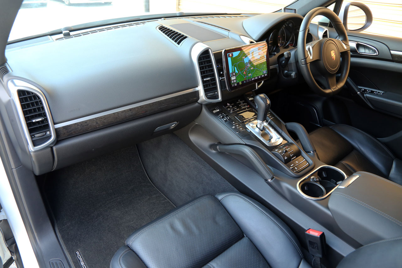 2014 Porsche CAYENNE null
