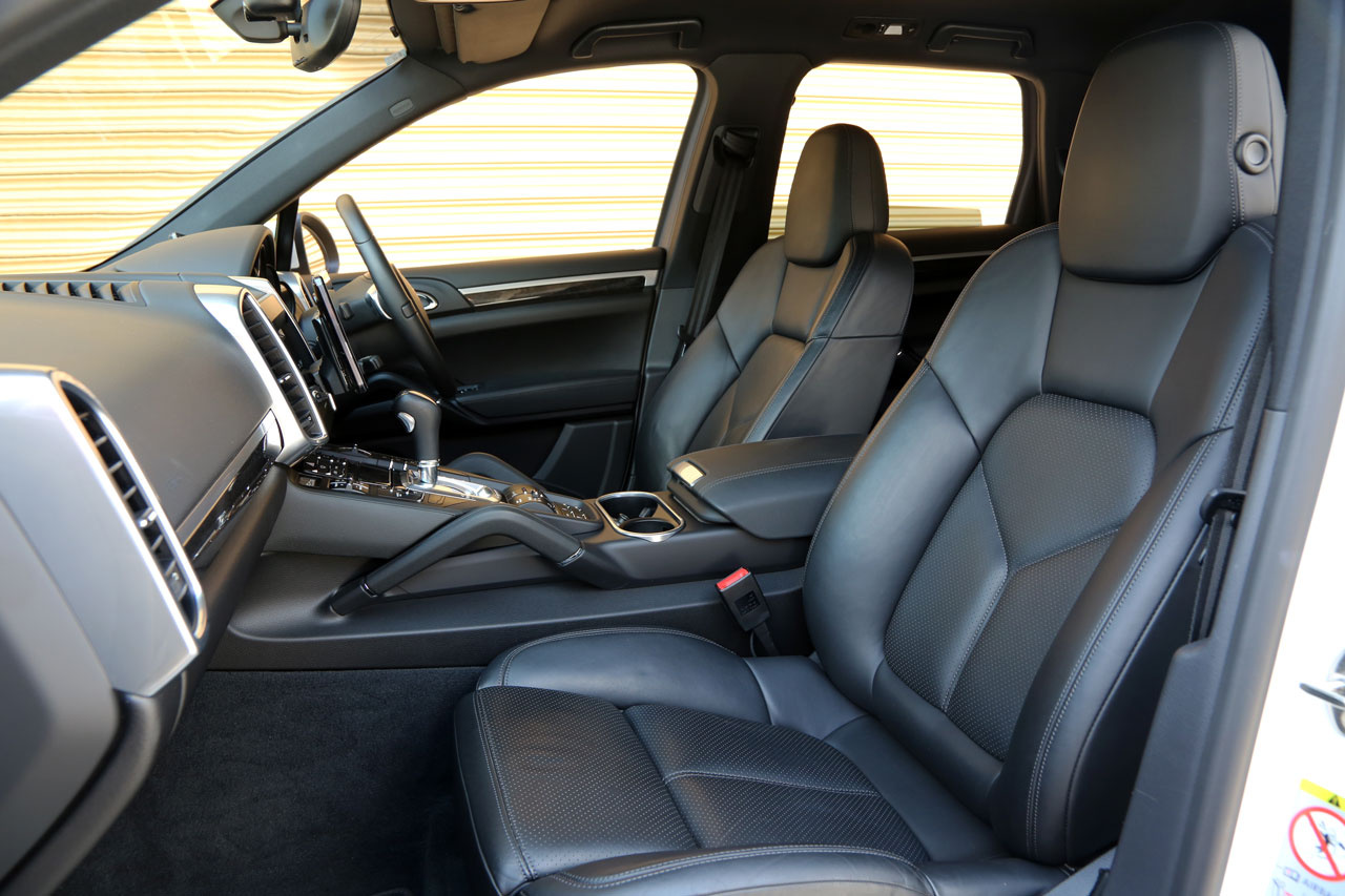 2014 Porsche CAYENNE null