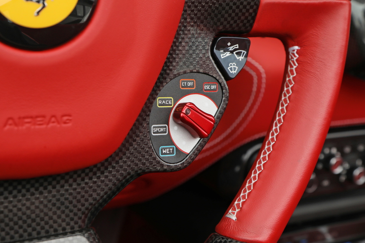 2012 Ferrari 458 SPIDER null