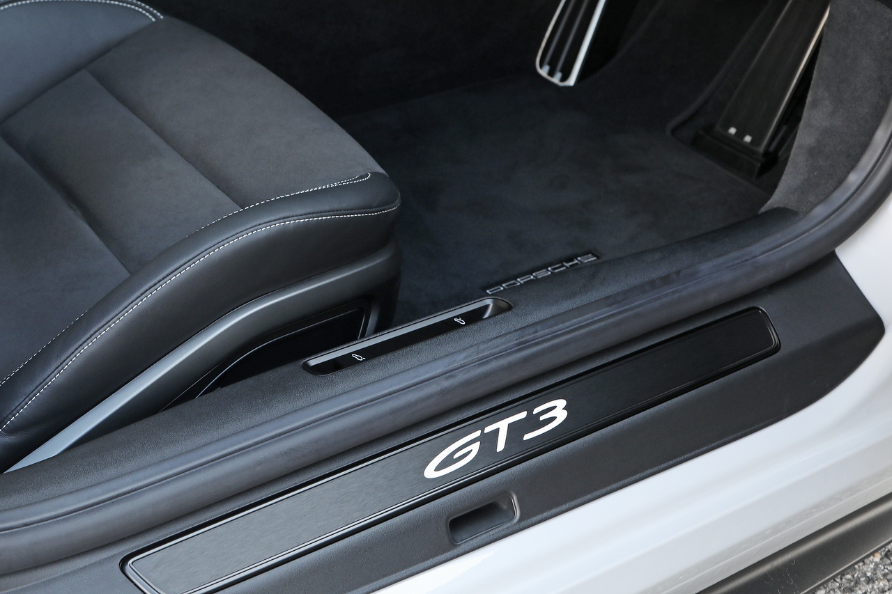 2025 Porsche 911 null