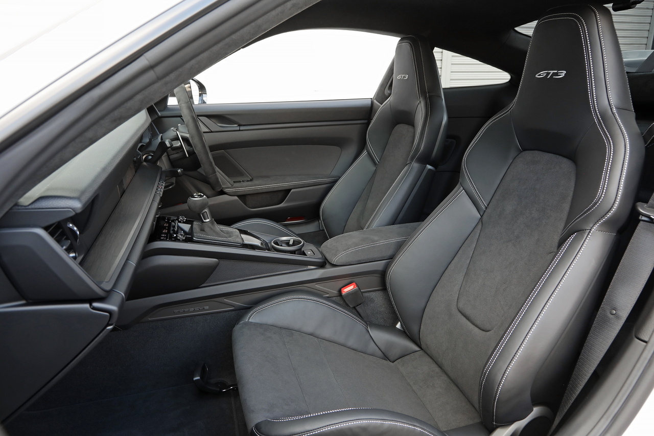 2025 Porsche 911 null